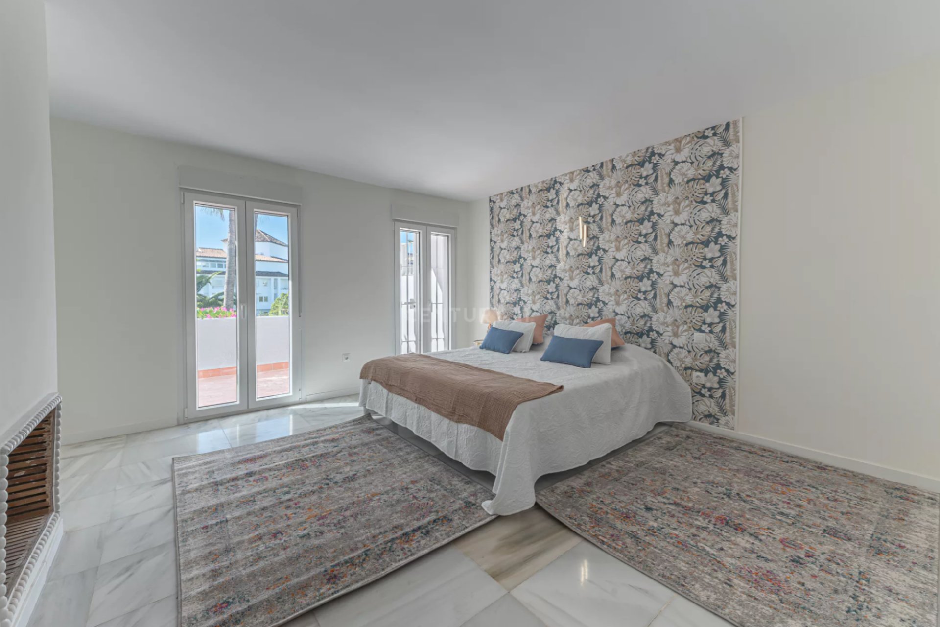 Resale - Townhouse -
Marbella - Puerto Banús