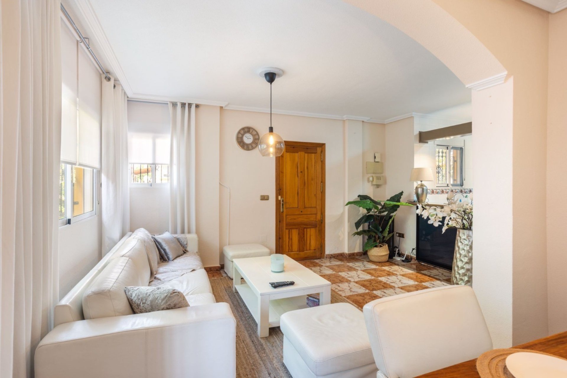 Resale - Townhouse -
Orihuela Costa - La Regia