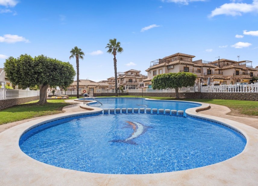 Resale - Townhouse -
Orihuela Costa - La Regia