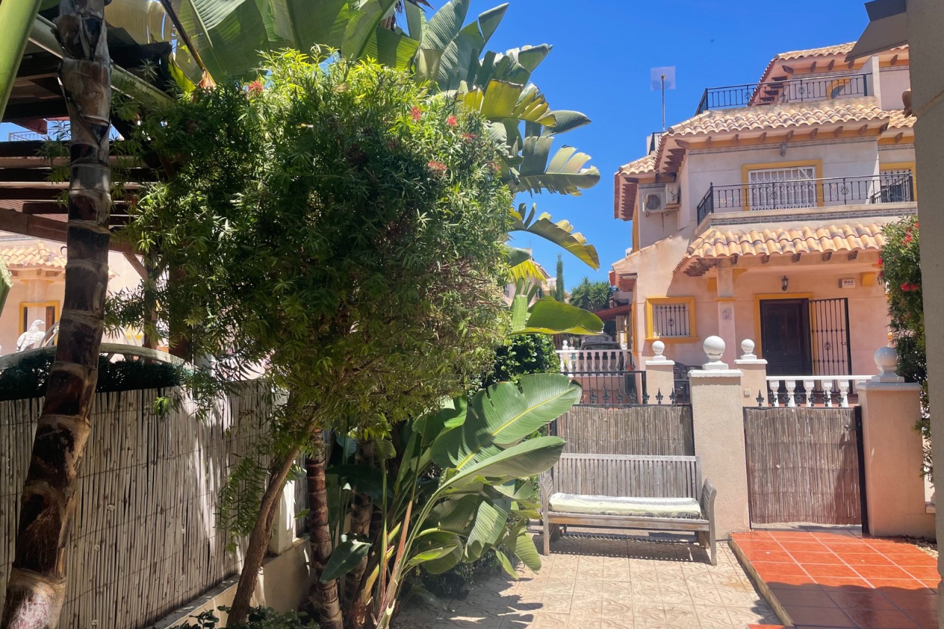 Resale - Townhouse -
Orihuela Costa - La Regia
