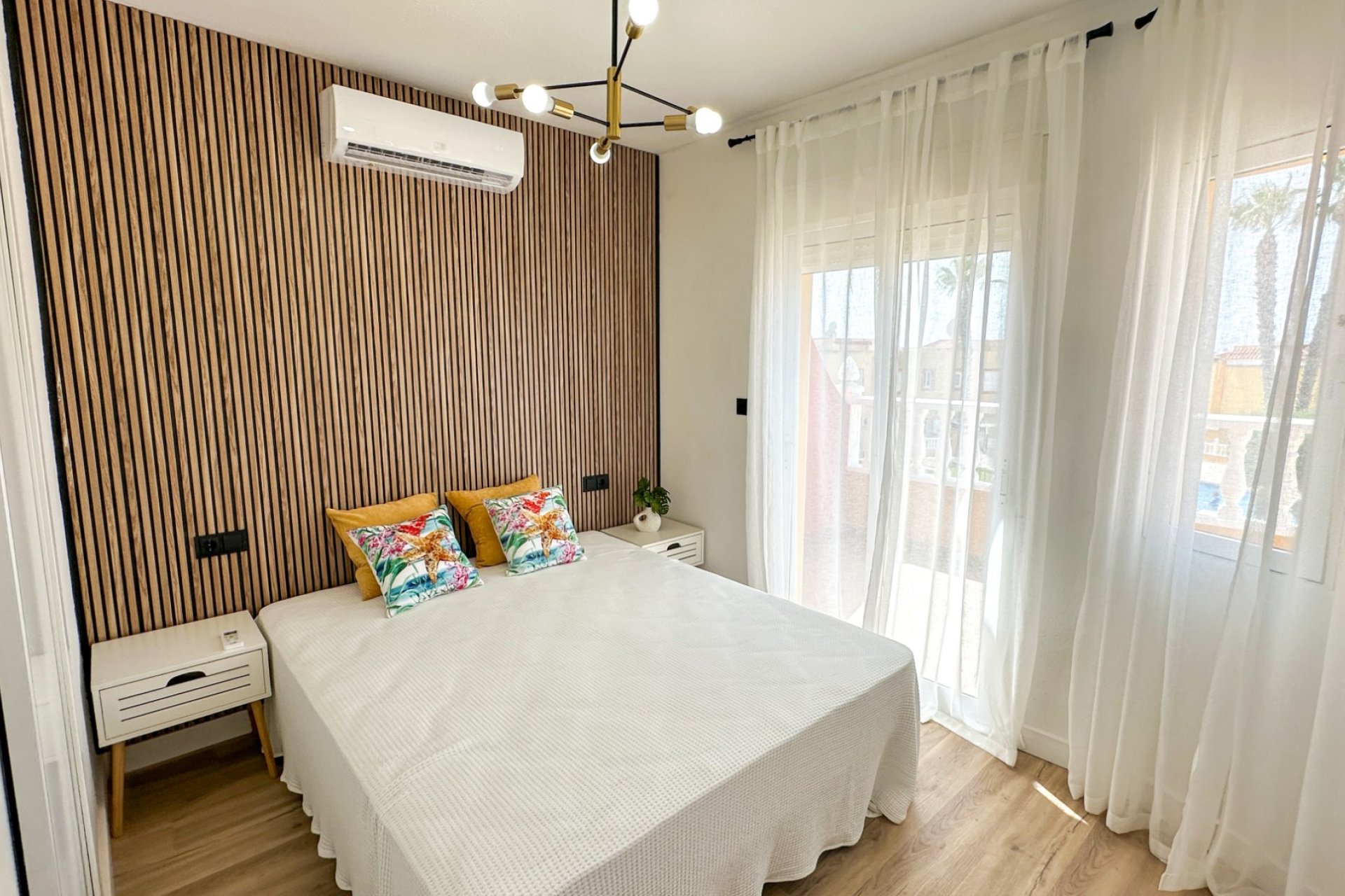 Resale - Townhouse -
Orihuela Costa - La Regia