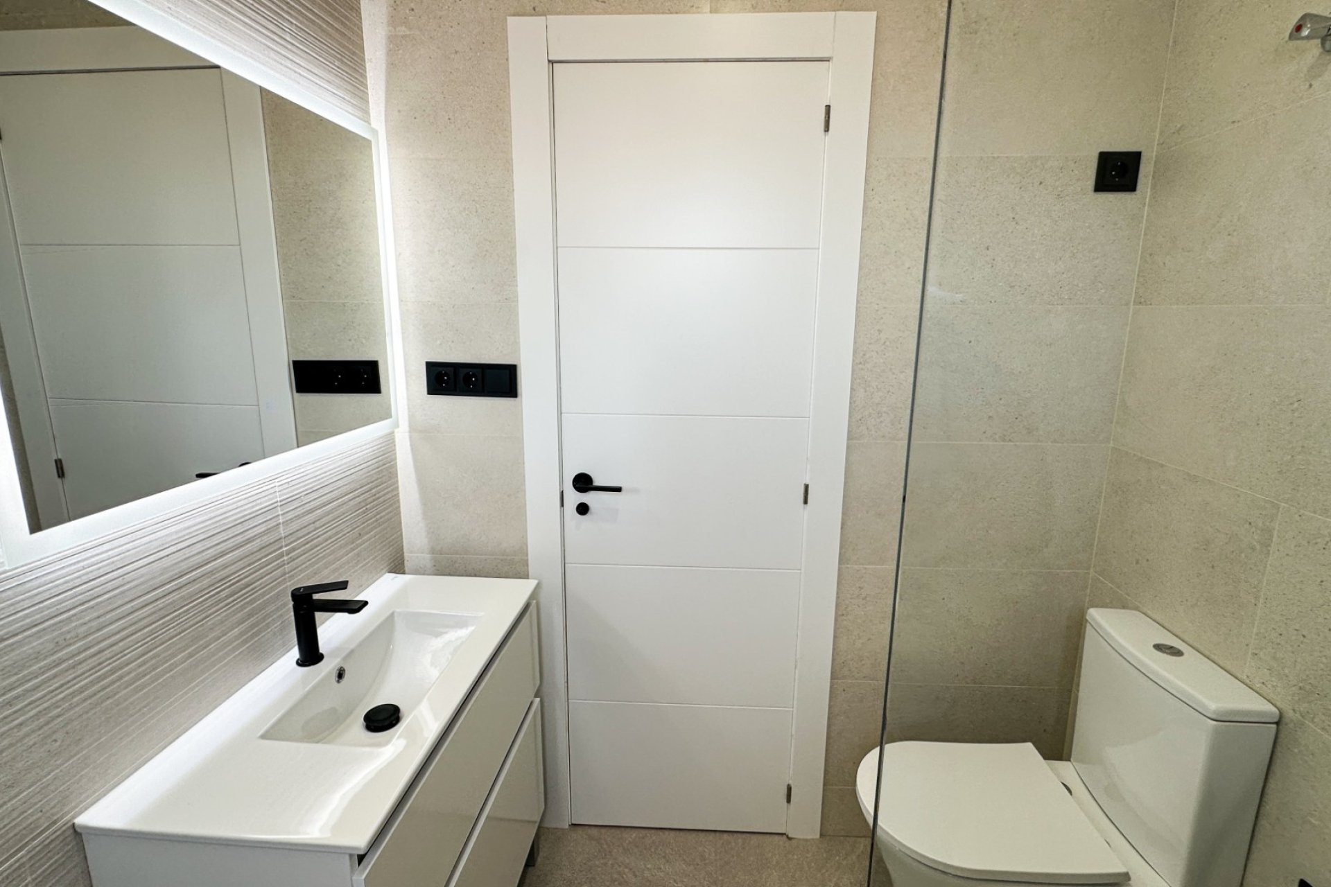 Resale - Townhouse -
Orihuela Costa - La Regia