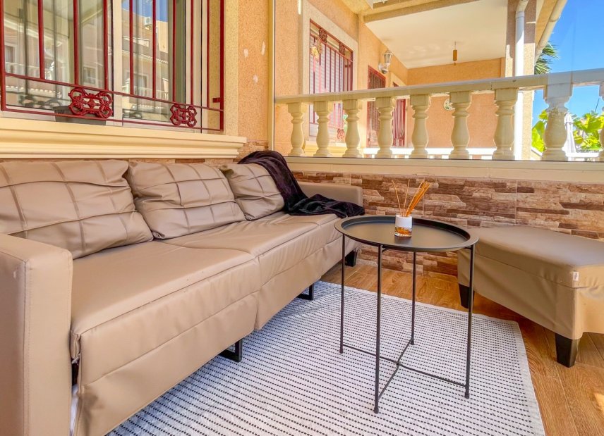 Resale - Townhouse -
Orihuela Costa - Playa Flamenca