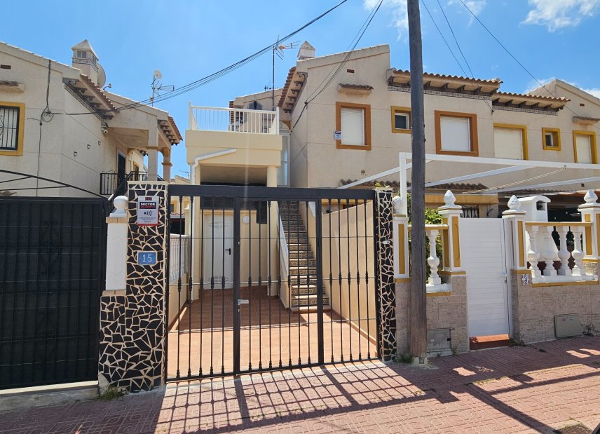 Resale - Townhouse -
Orihuela Costa - Playa Flamenca