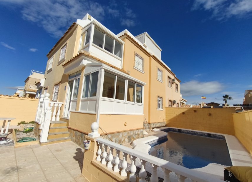 Resale - Townhouse -
Rojales - Ciudad Quesada