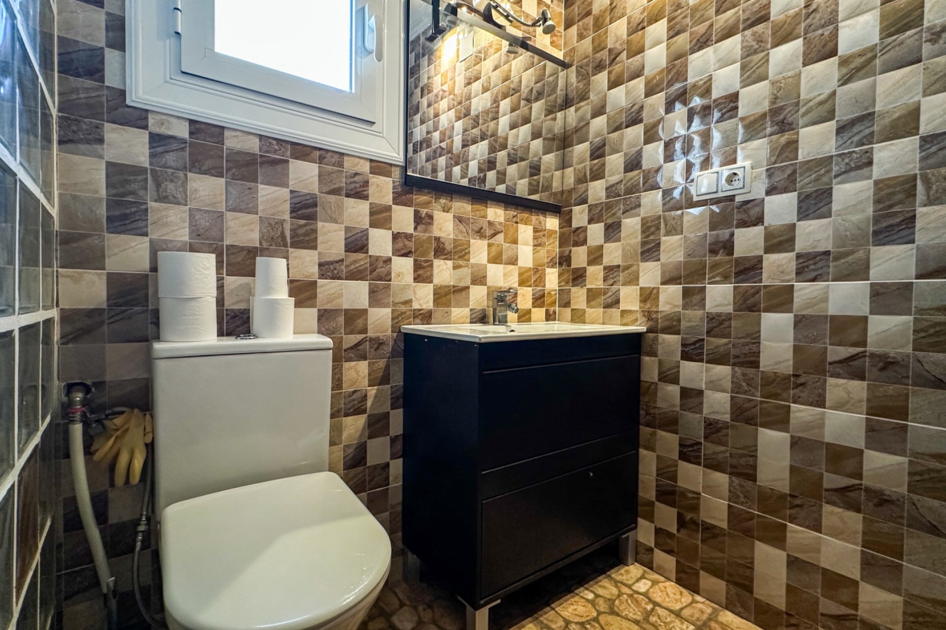 Resale - Townhouse -
San Miguel de Salinas - Bellavista