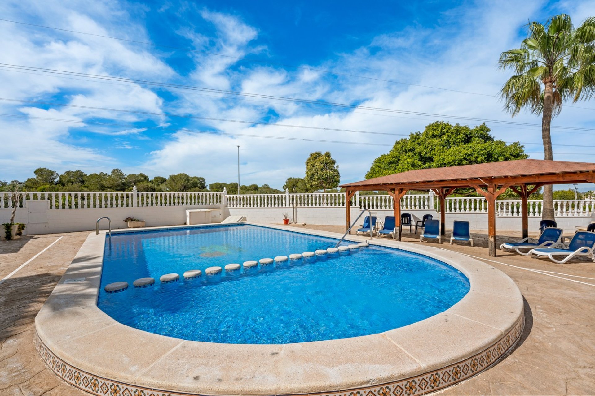Resale - Villa -
Algorfa - Lo Crispin