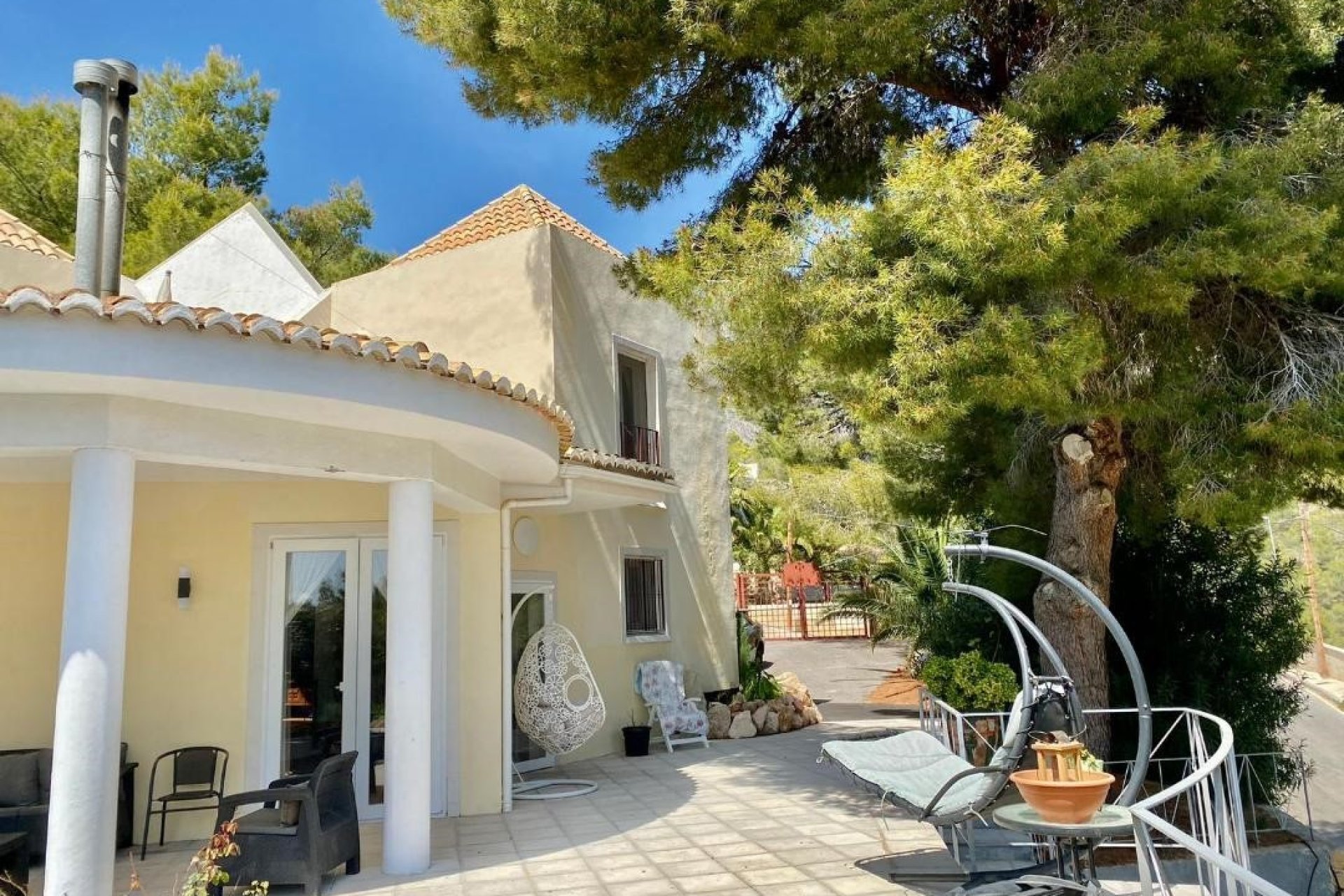 Resale - Villa -
Altea - Marina Baja