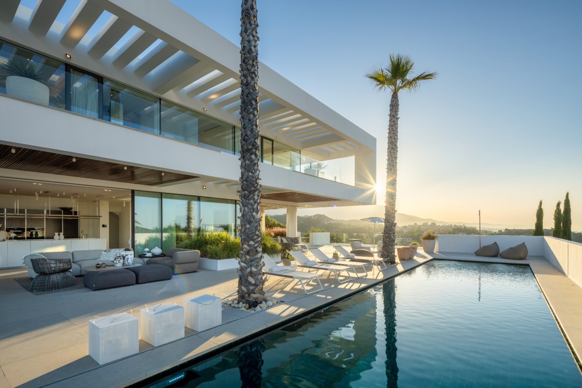 Resale - Villa -
Benahavis - La Quinta