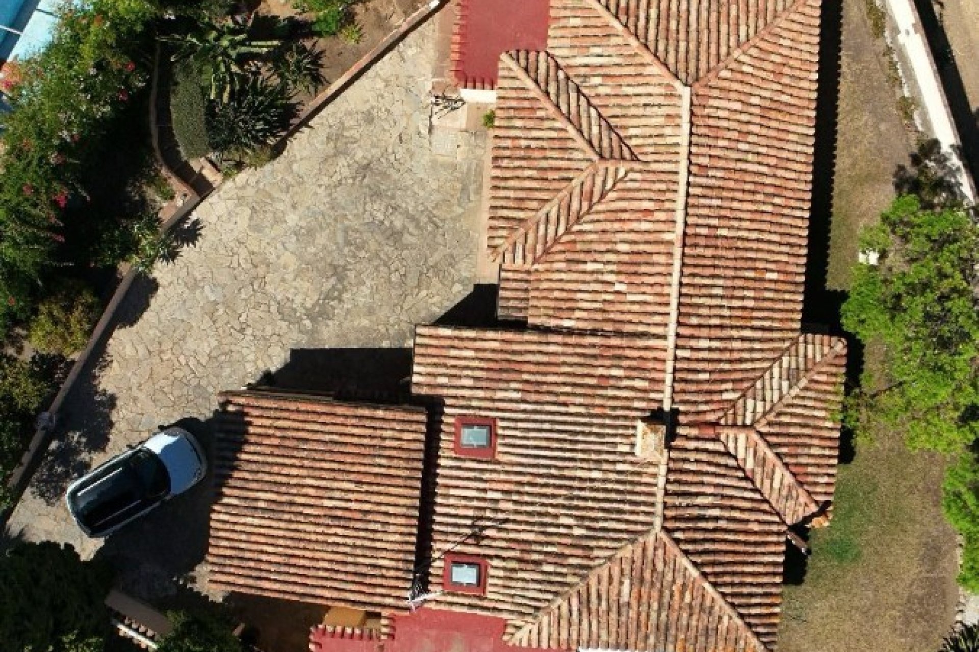 Resale - Villa -
Benahavis - La Quinta