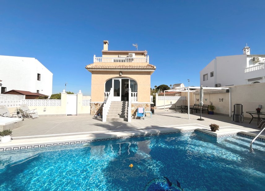 Resale - Villa -
Benijofar - Monte Azul