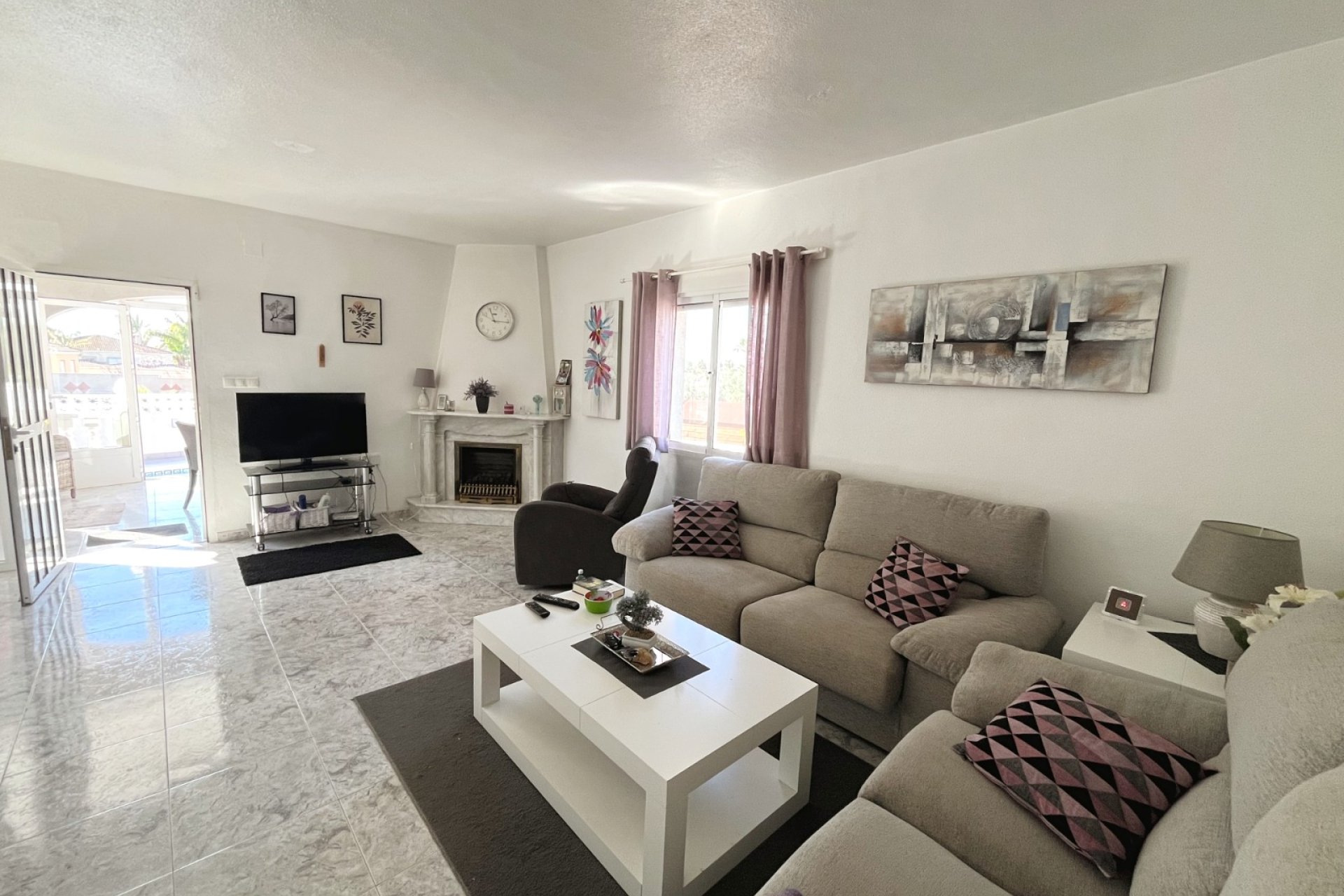 Resale - Villa -
Benijofar - Monte Azul