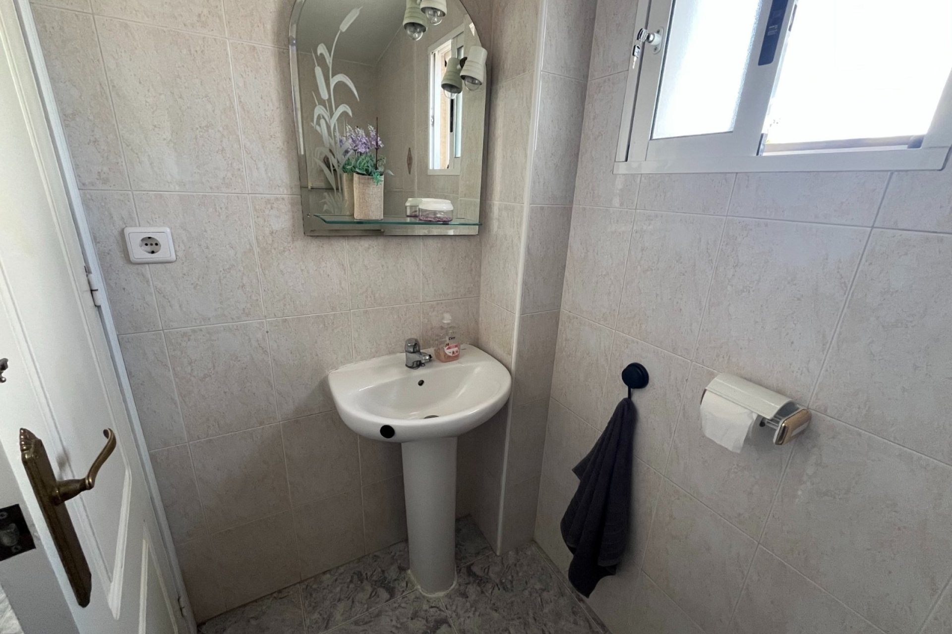 Resale - Villa -
Benijofar - Monte Azul