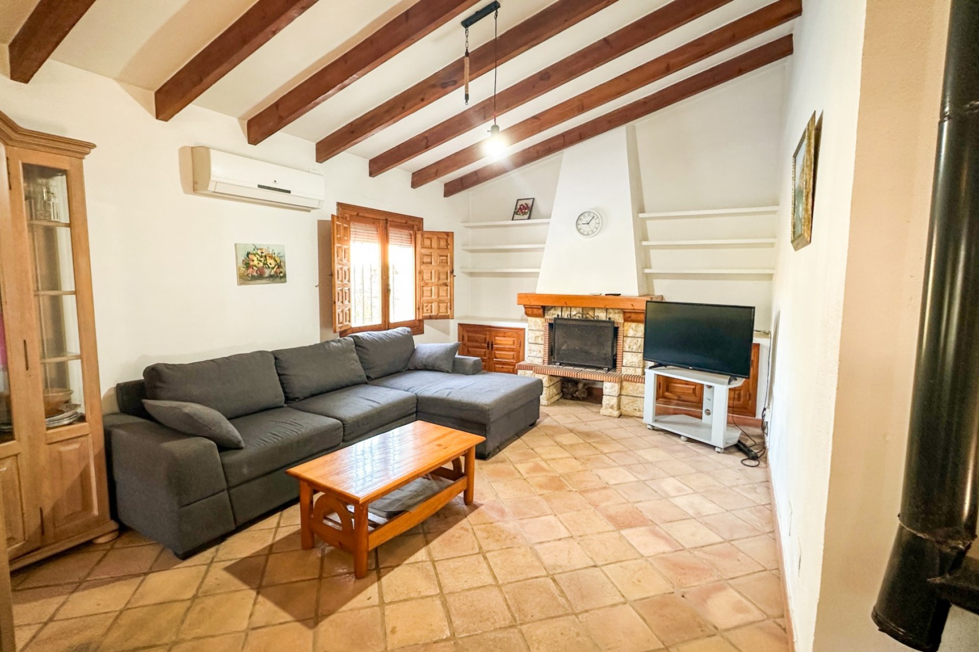 Resale - Villa -
Cabo Roig