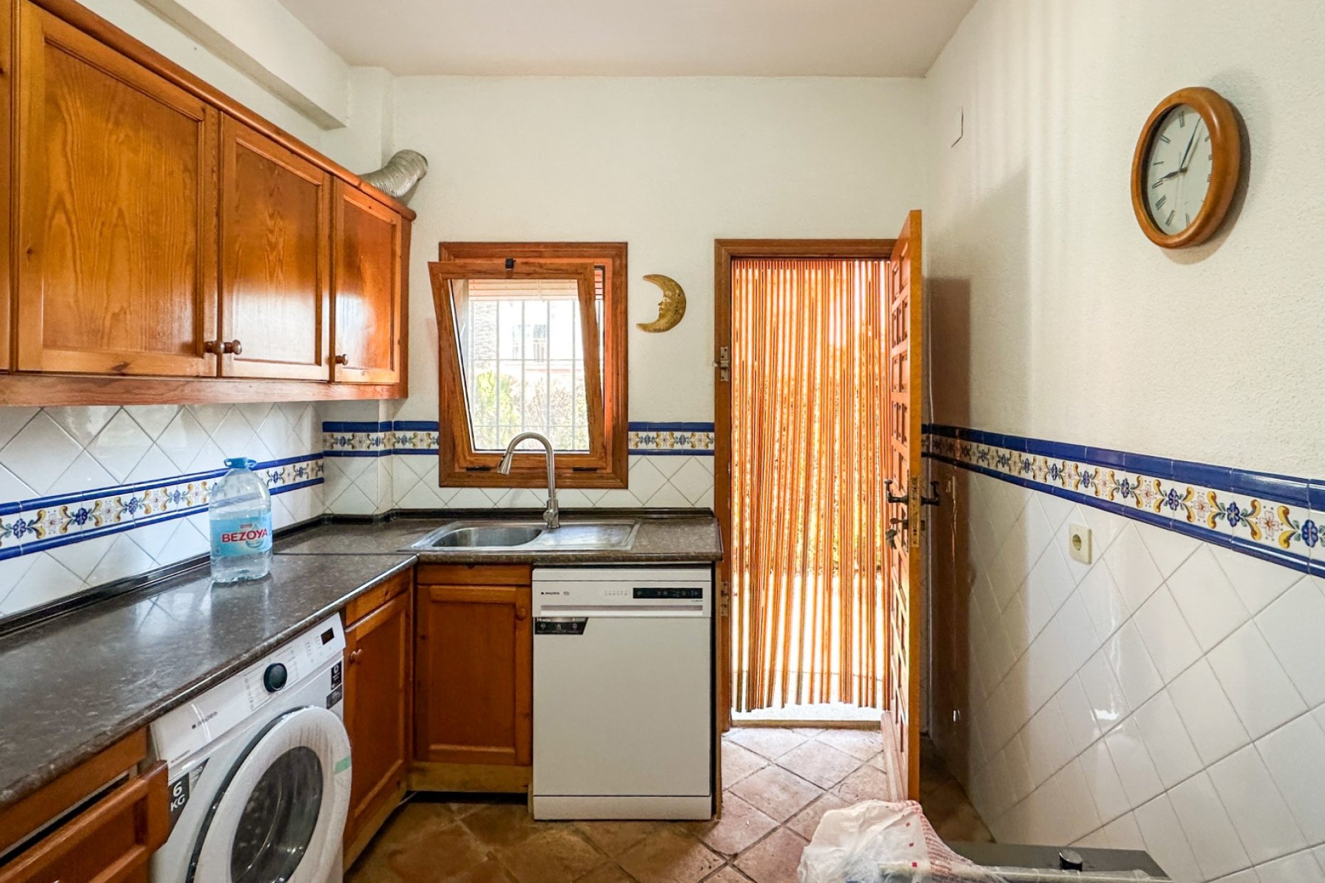Resale - Villa -
Cabo Roig