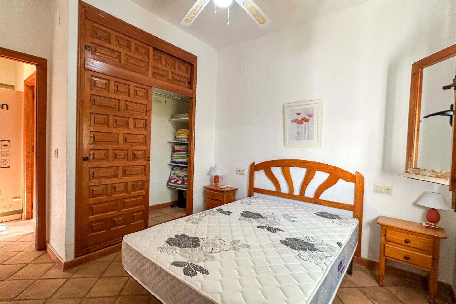 Resale - Villa -
Cabo Roig