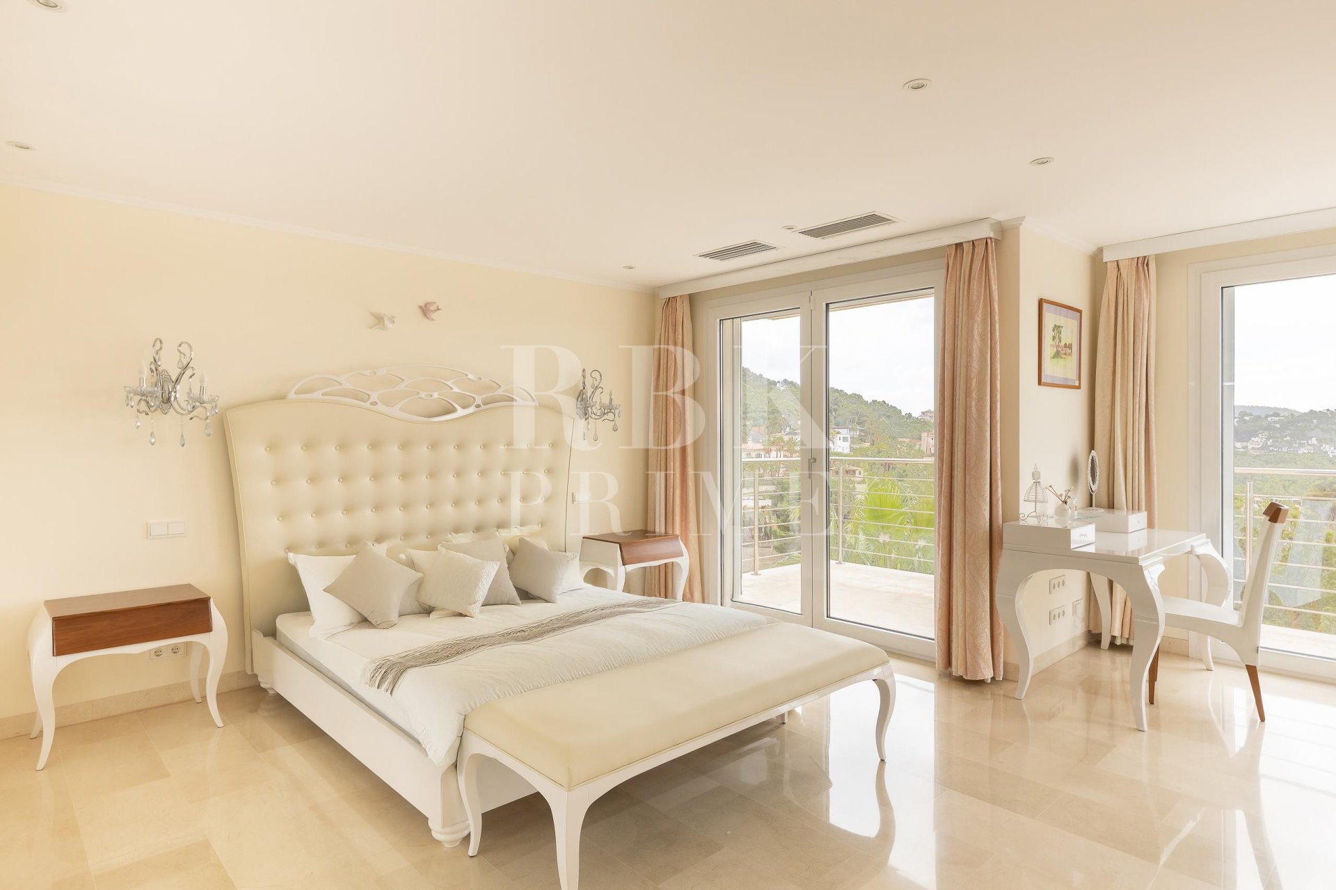 Resale - Villa -
Calvià - Costa de la Calma
