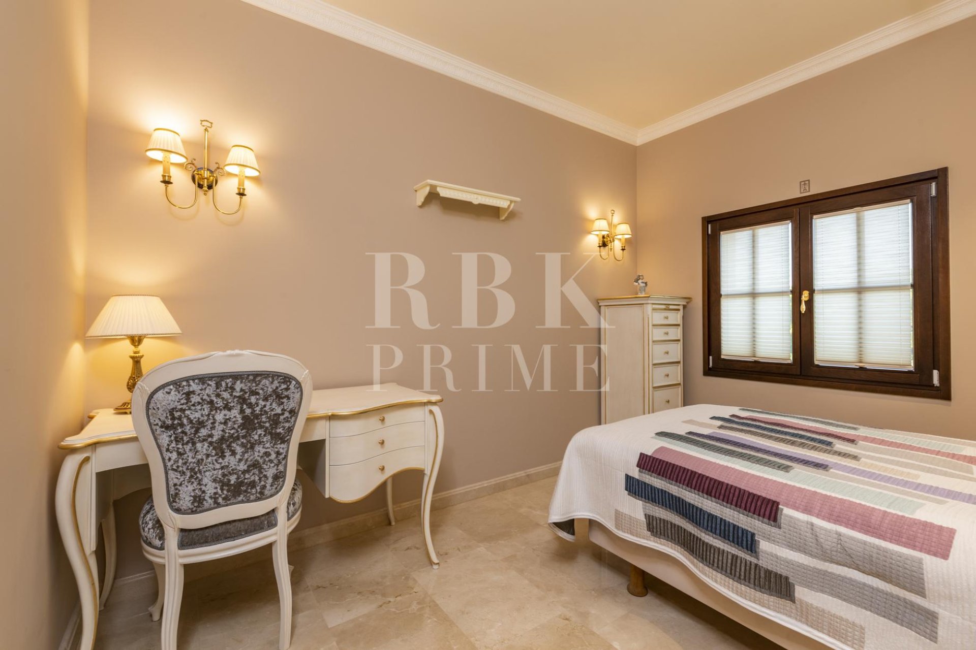 Resale - Villa -
Calvià - Peguera