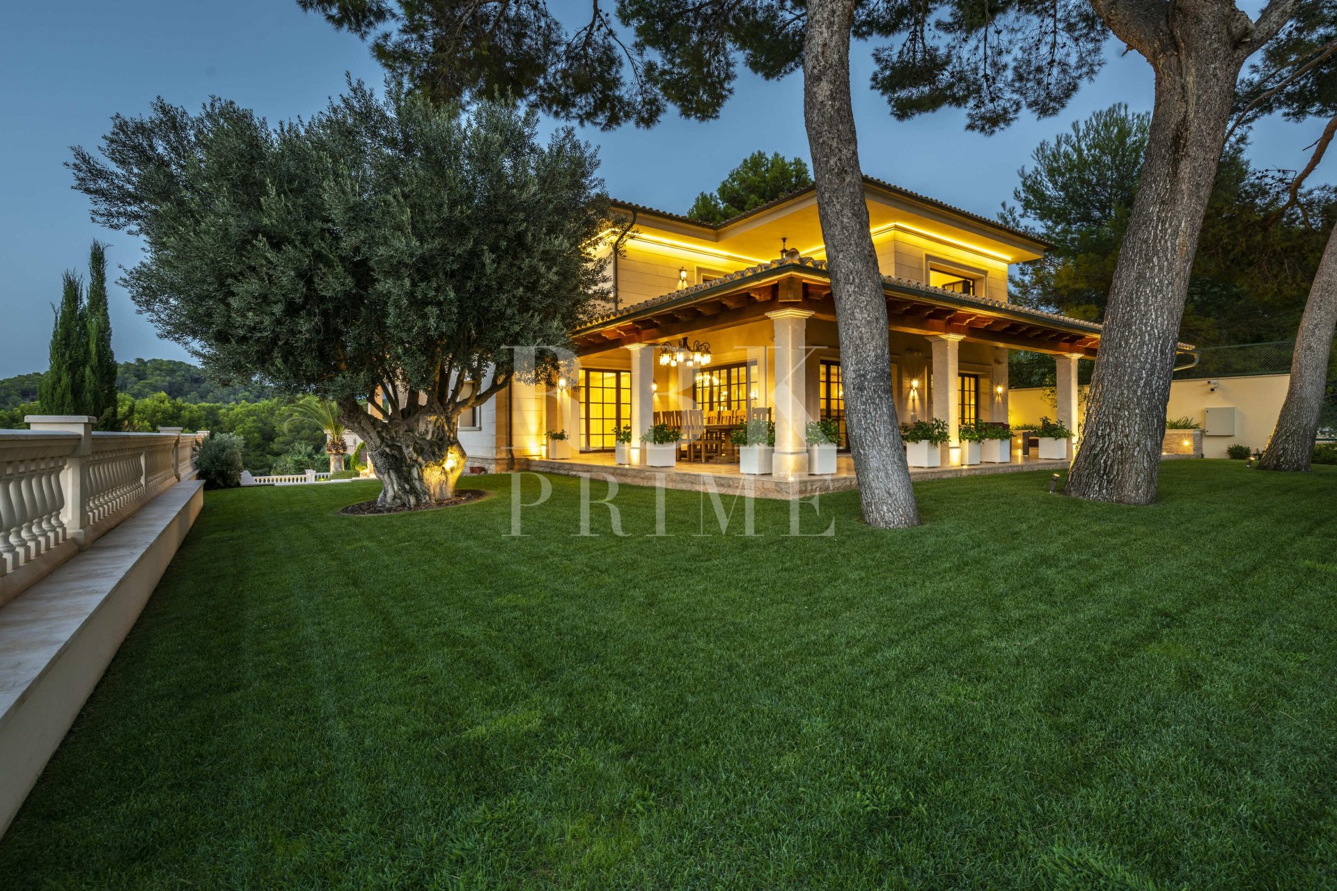 Resale - Villa -
Calvià - Peguera