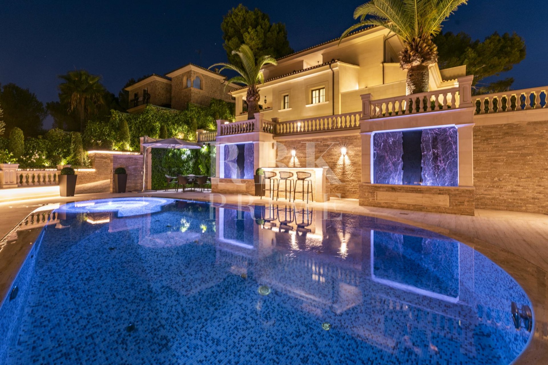 Resale - Villa -
Calvià - Peguera