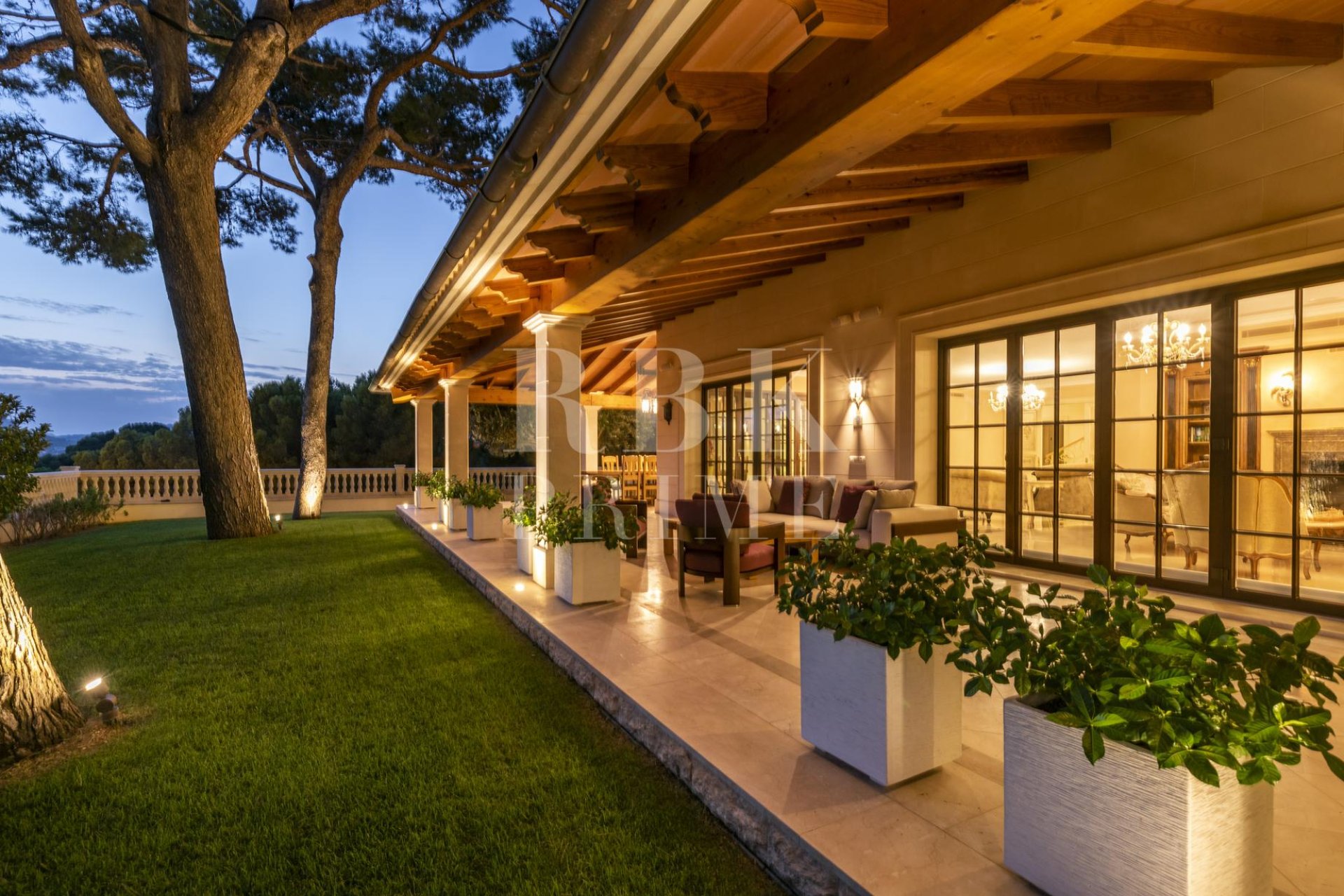 Resale - Villa -
Calvià - Peguera