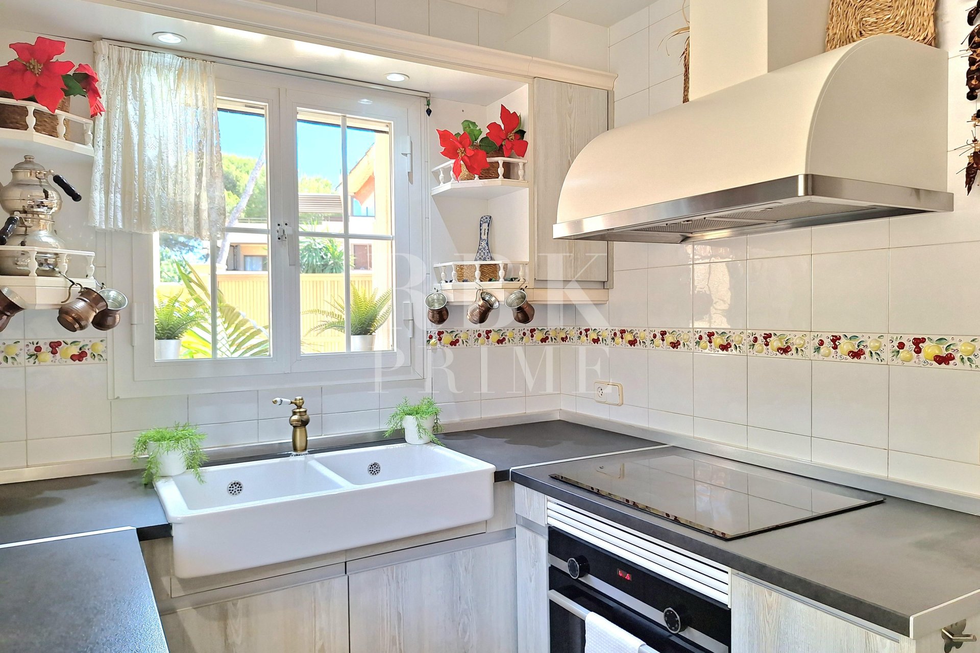 Resale - Villa -
Calvià - Peguera