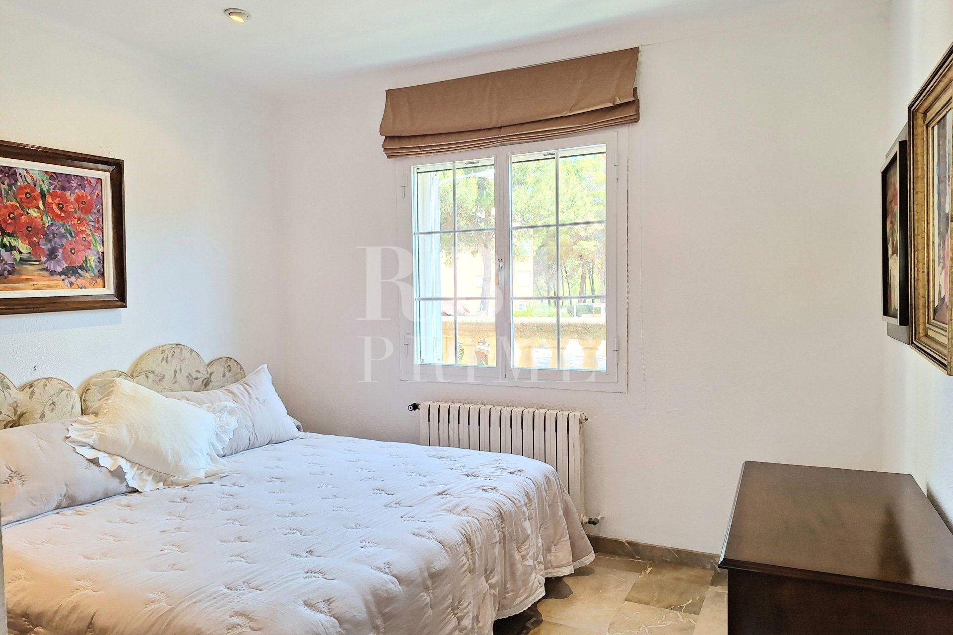 Resale - Villa -
Calvià - Peguera