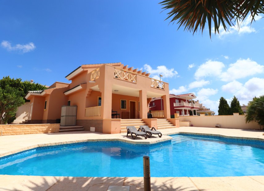Resale - Villa -
Ciudad Quesada - La Fiesta