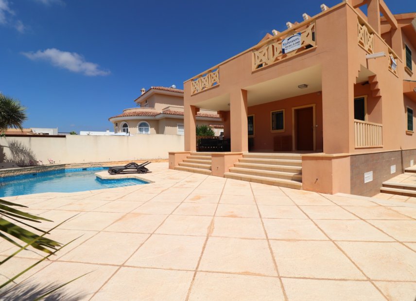 Resale - Villa -
Ciudad Quesada - La Fiesta