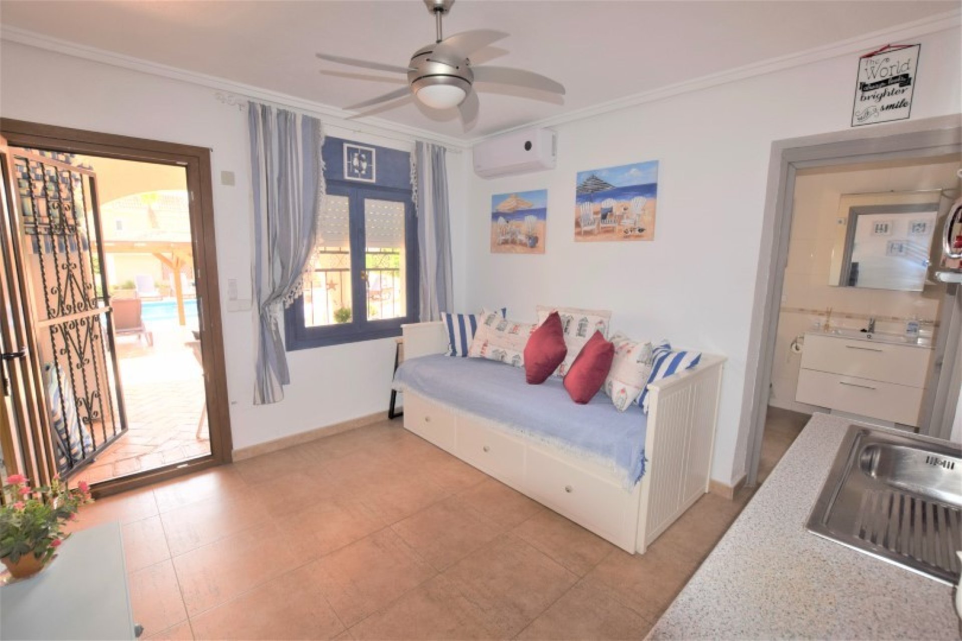 Resale - Villa -
Ciudad Quesada - Pueblo Bravo