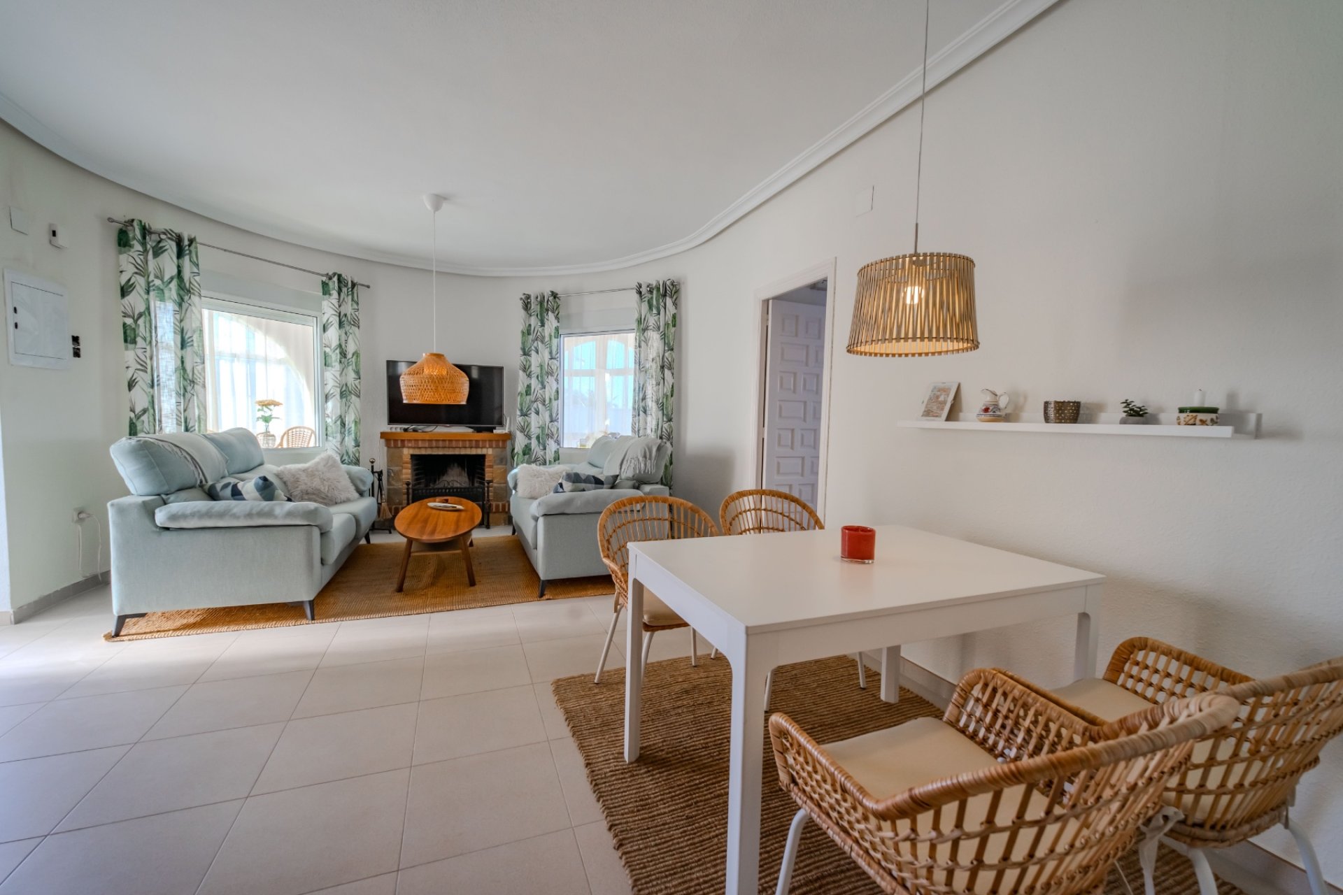 Resale - Villa -
Ciudad Quesada - town