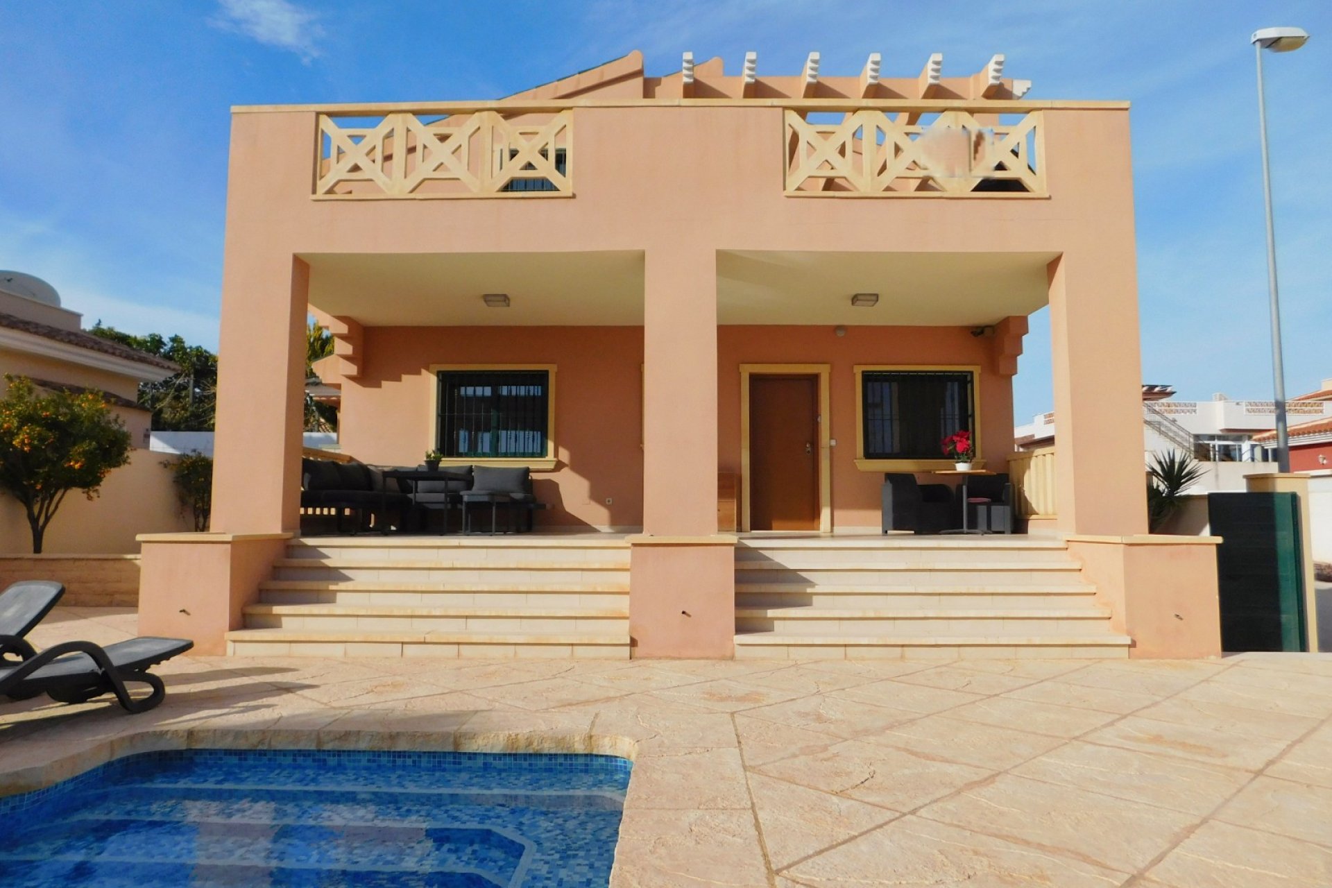 Resale - Villa -
Ciudad Quesada