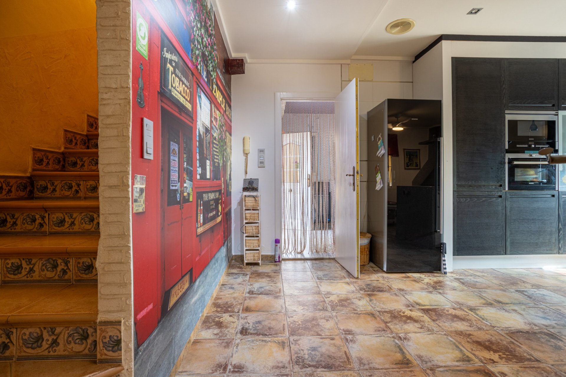Resale - Villa -
Elche - La Hoya