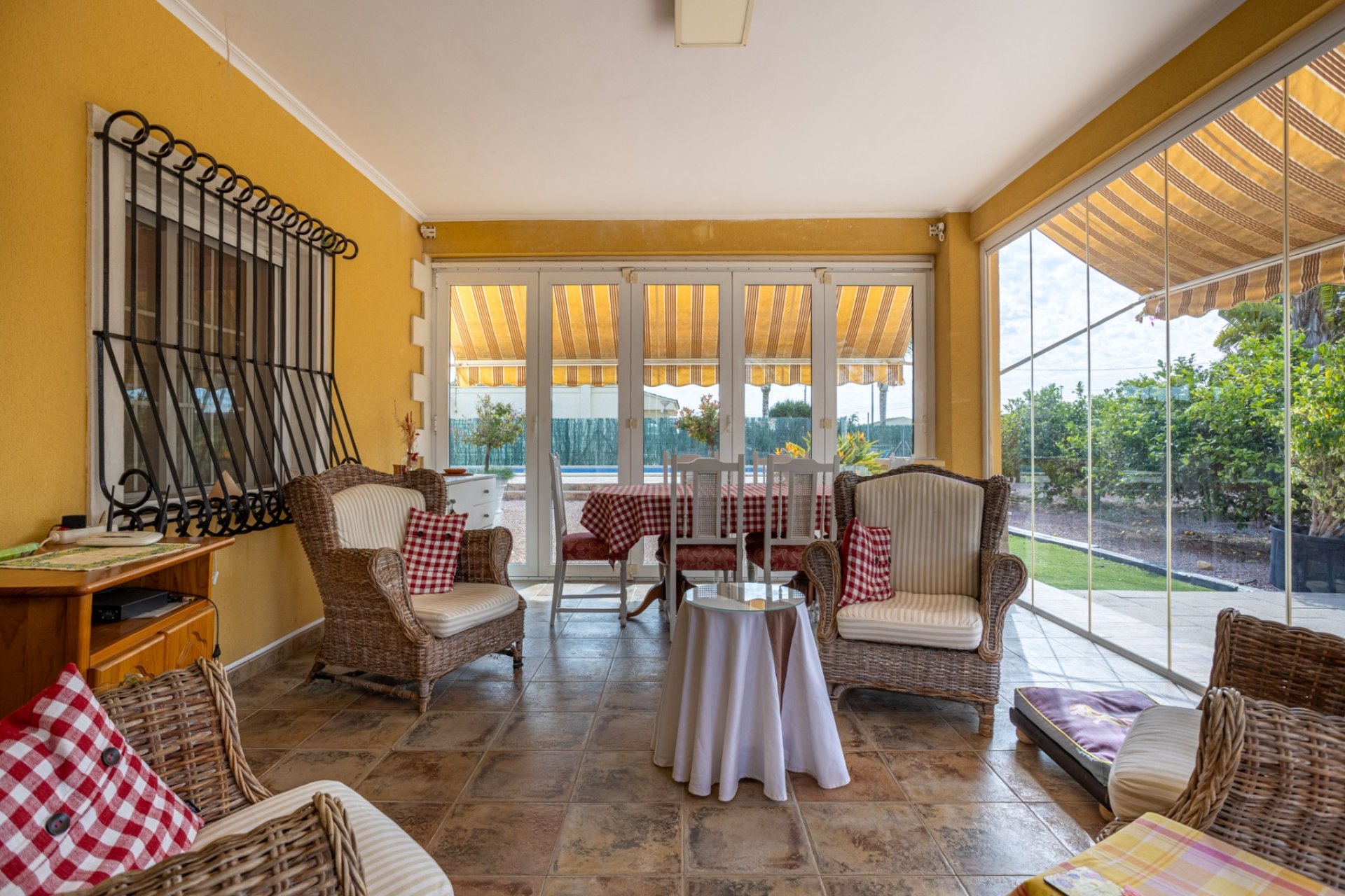 Resale - Villa -
Elche - La Hoya