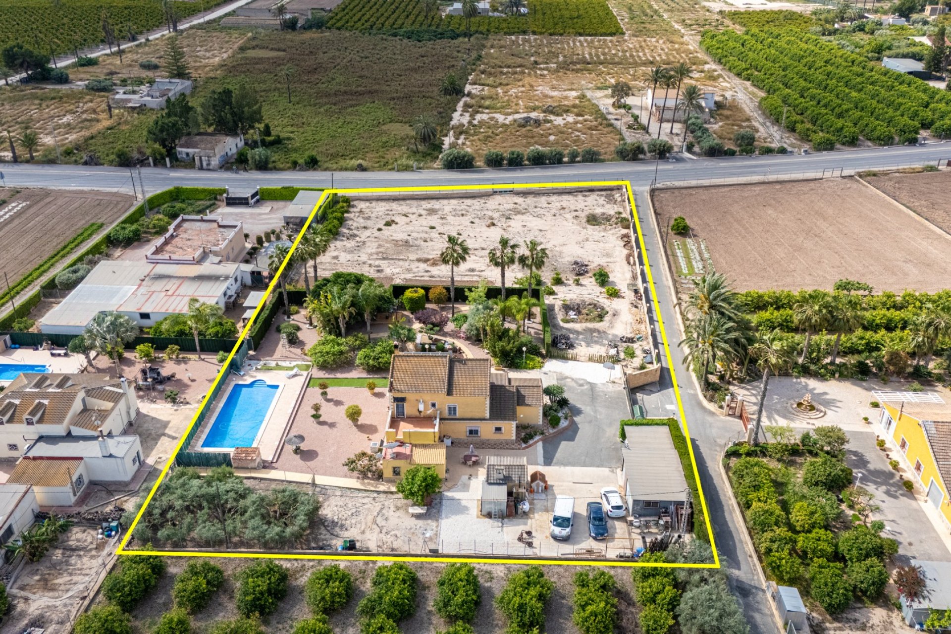 Resale - Villa -
Elche - La Hoya