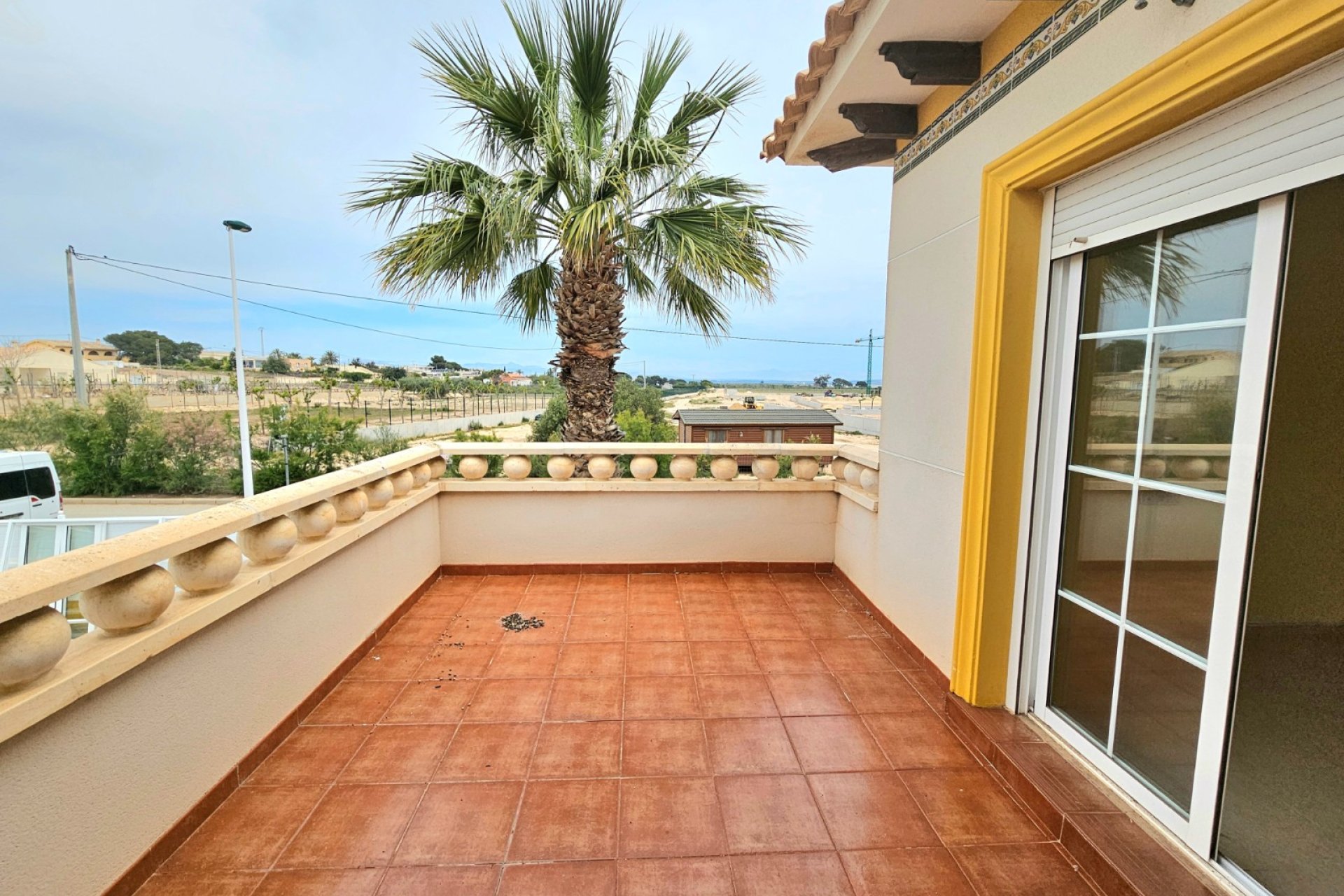 Resale - Villa -
Elche - La Marina