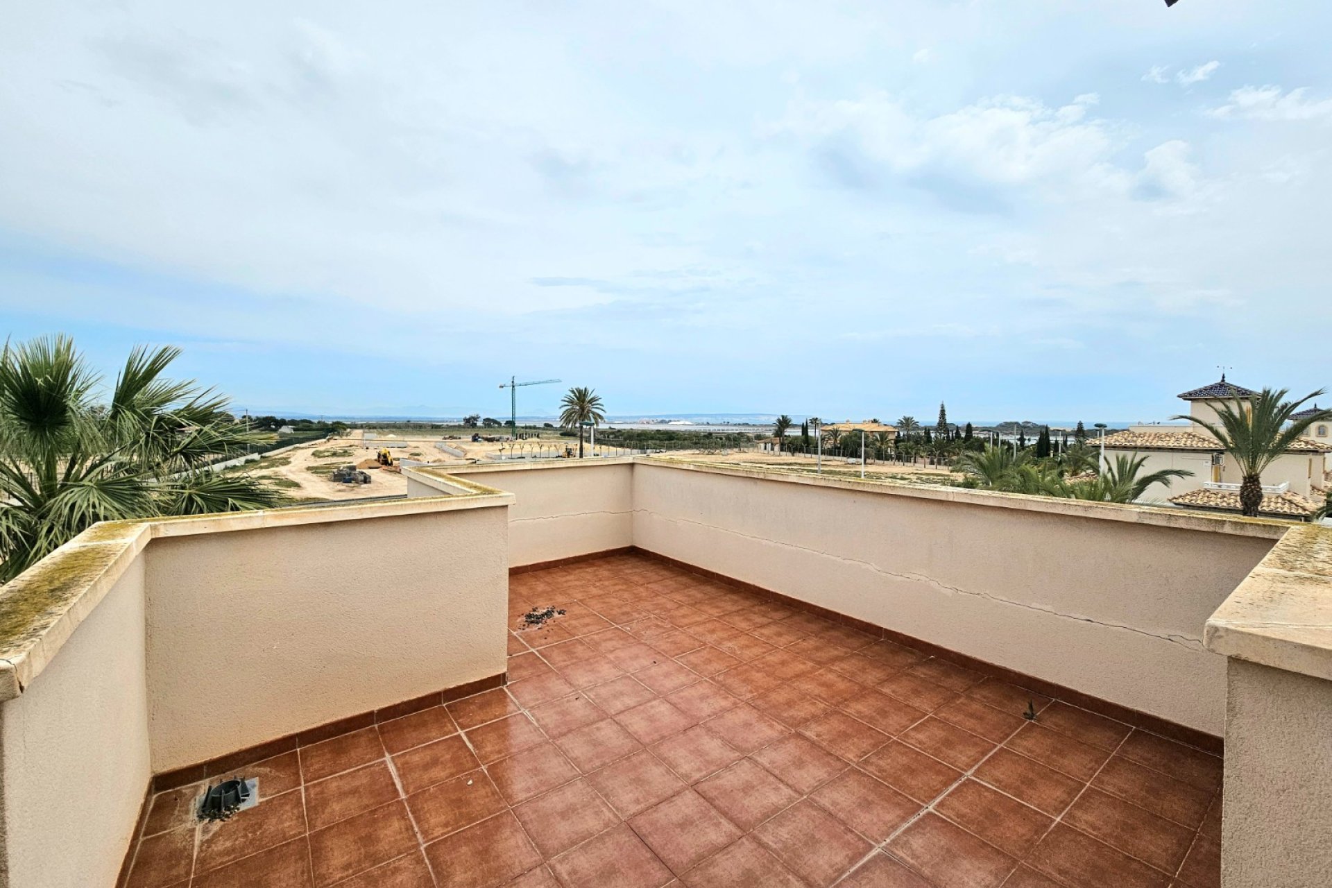 Resale - Villa -
Elche - La Marina