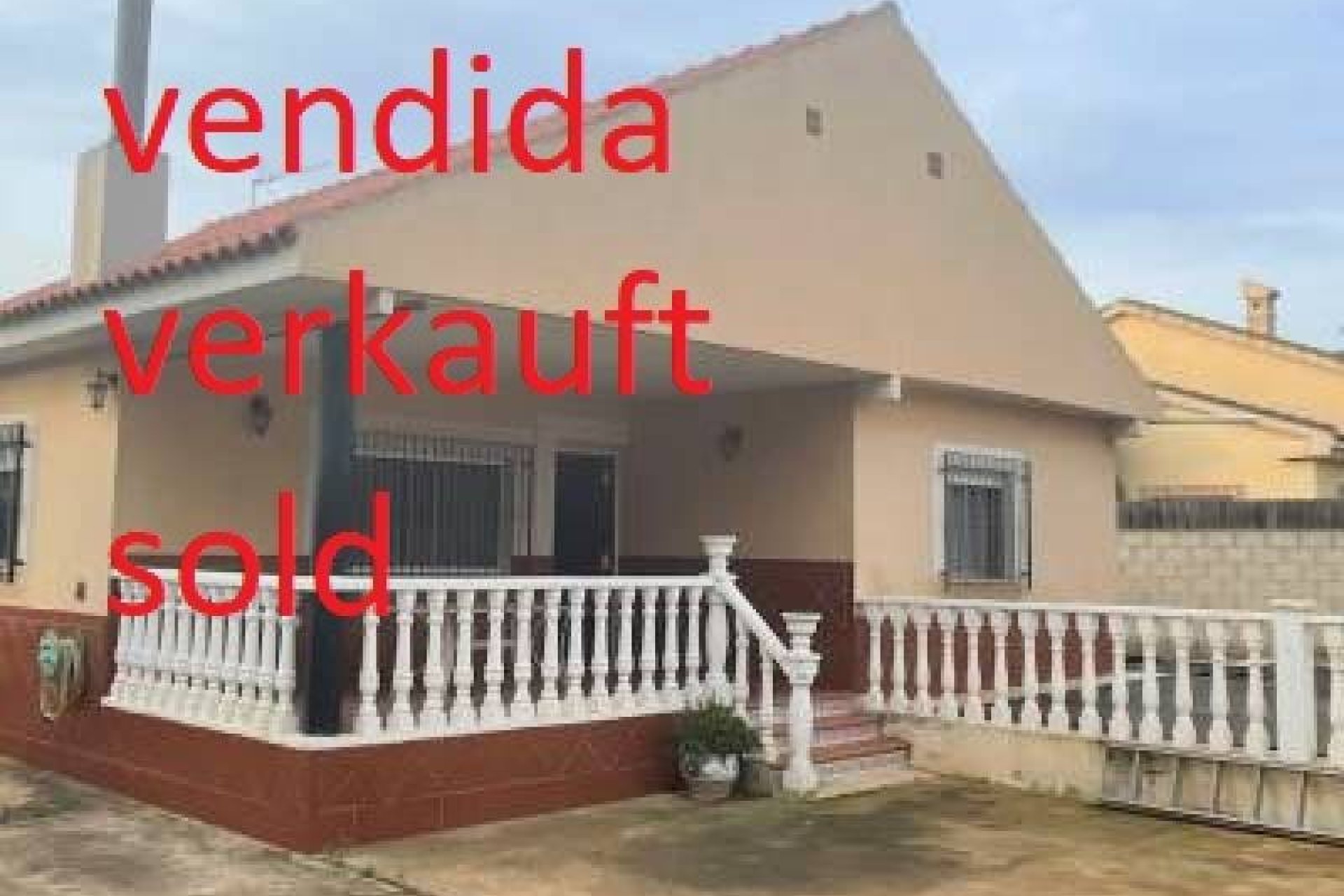 Resale - Villa -
Los Alcazares - La Bahia Bella