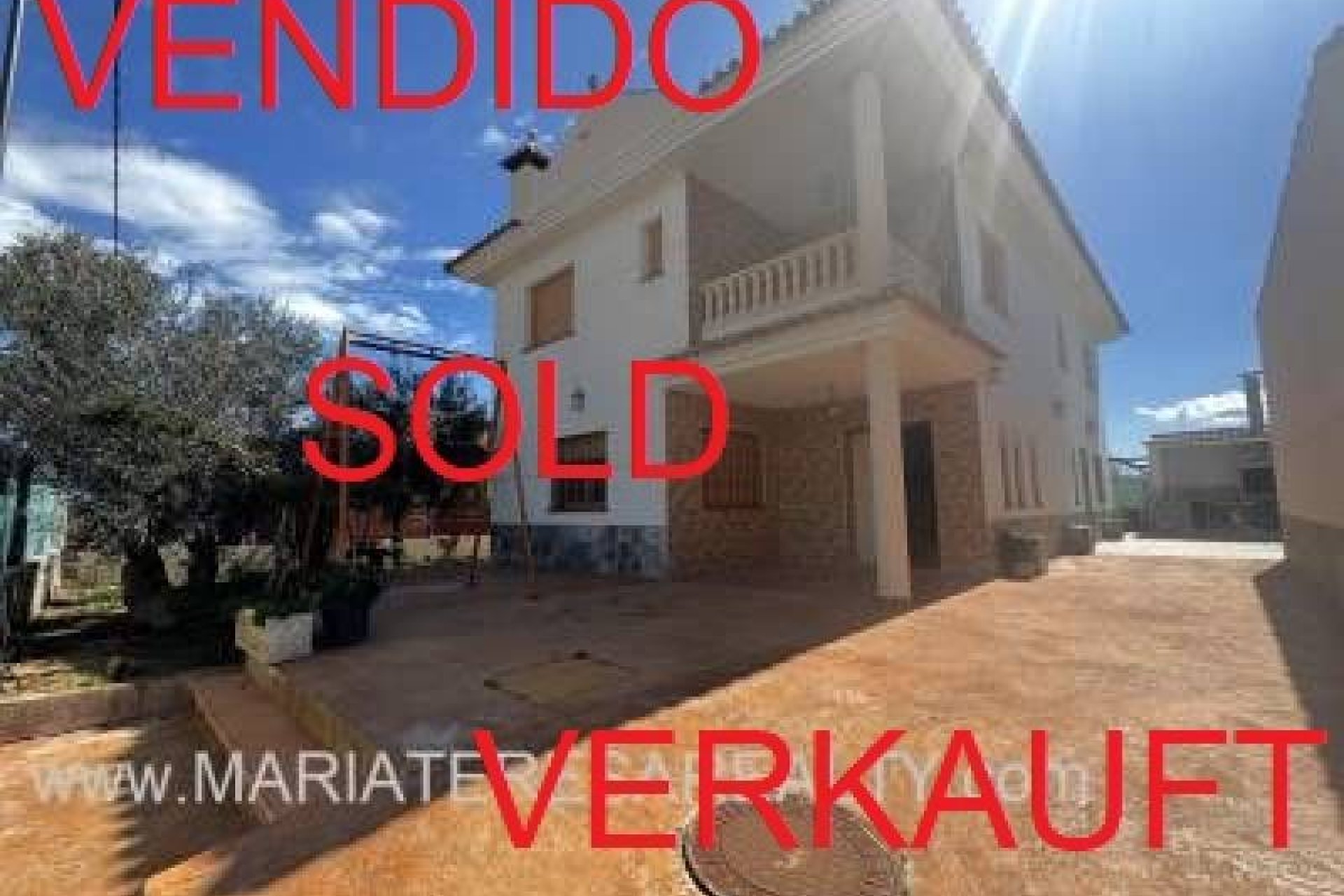 Resale - Villa -
Los Alcazares - La Bahia Bella