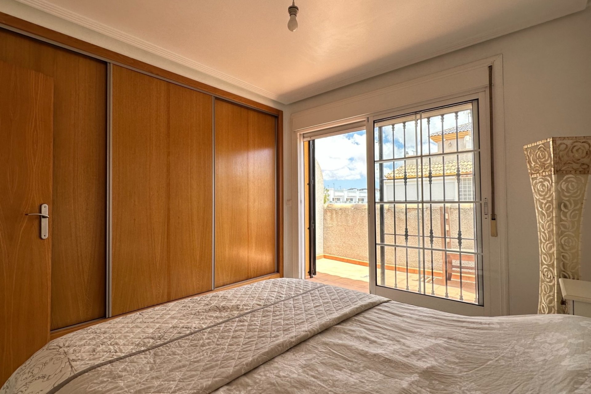 Resale - Villa -
Los Montesinos - La Herrada