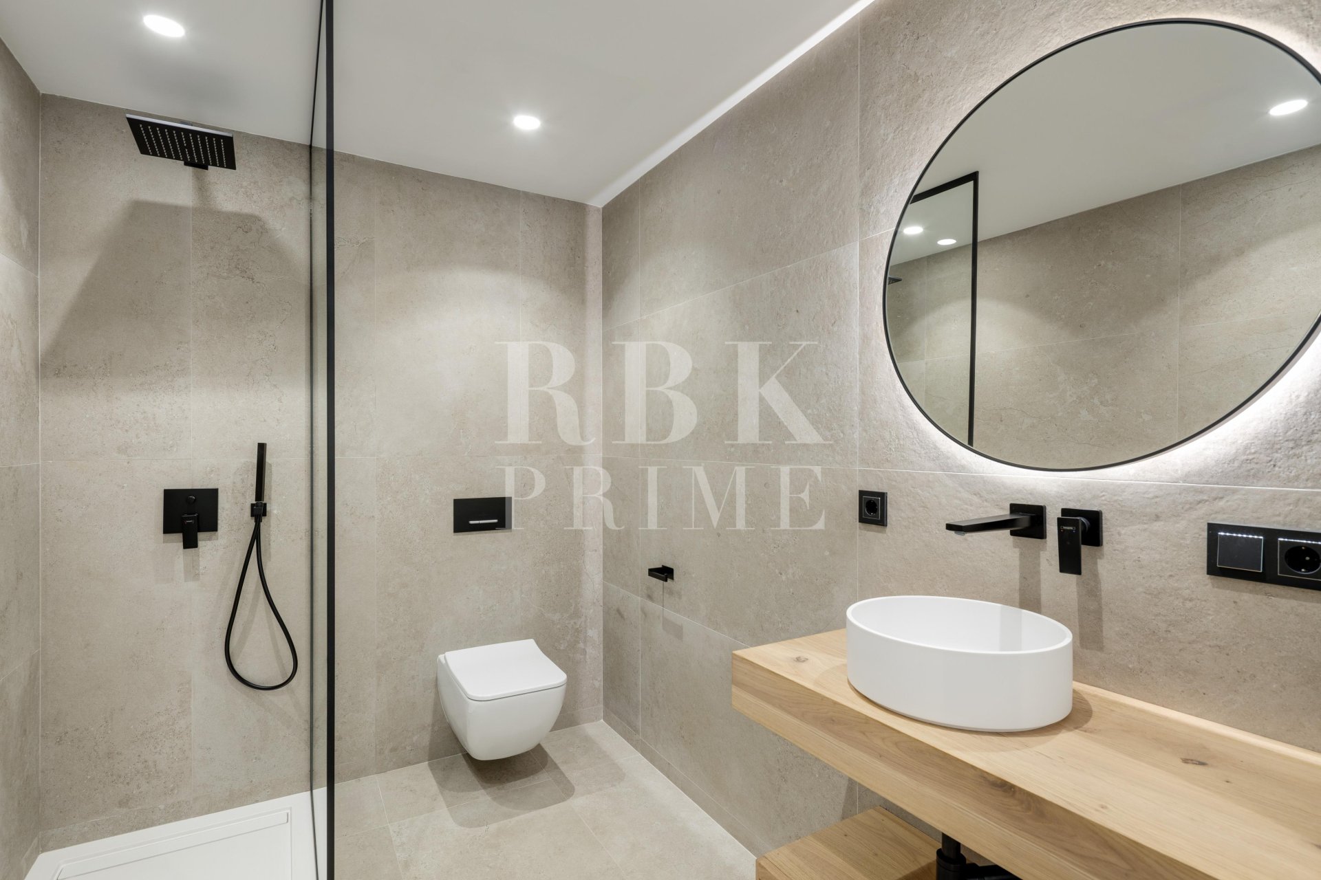 Resale - Villa -
Malaga - Benahavís