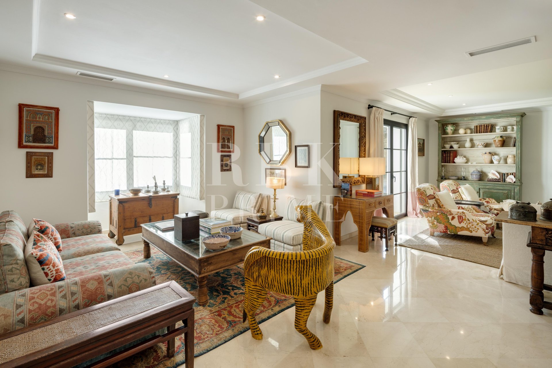 Resale - Villa -
Malaga - Benahavís