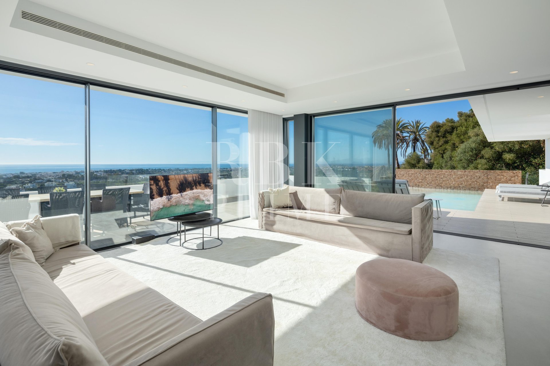 Resale - Villa -
Malaga - Benahavís