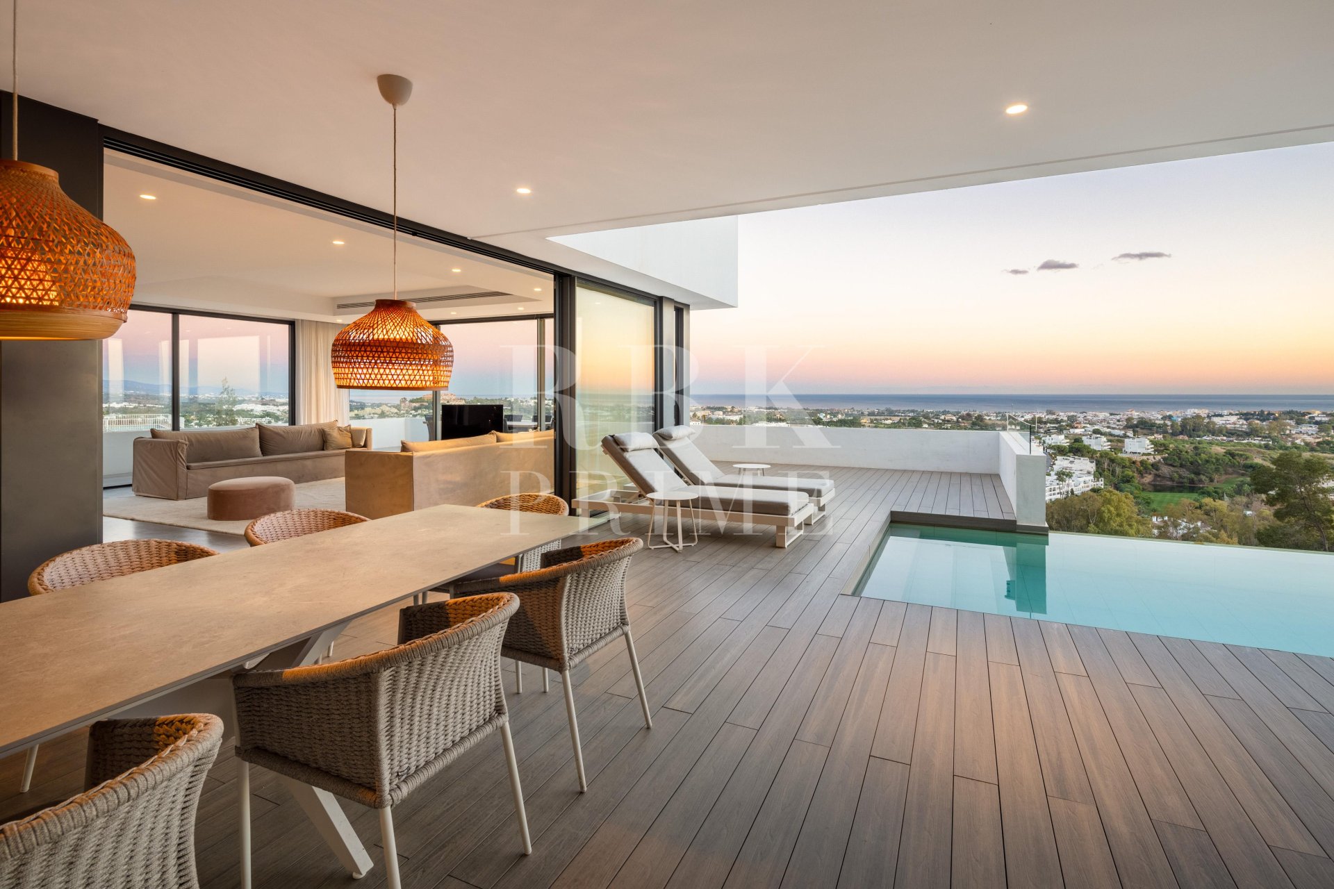 Resale - Villa -
Malaga - Benahavís