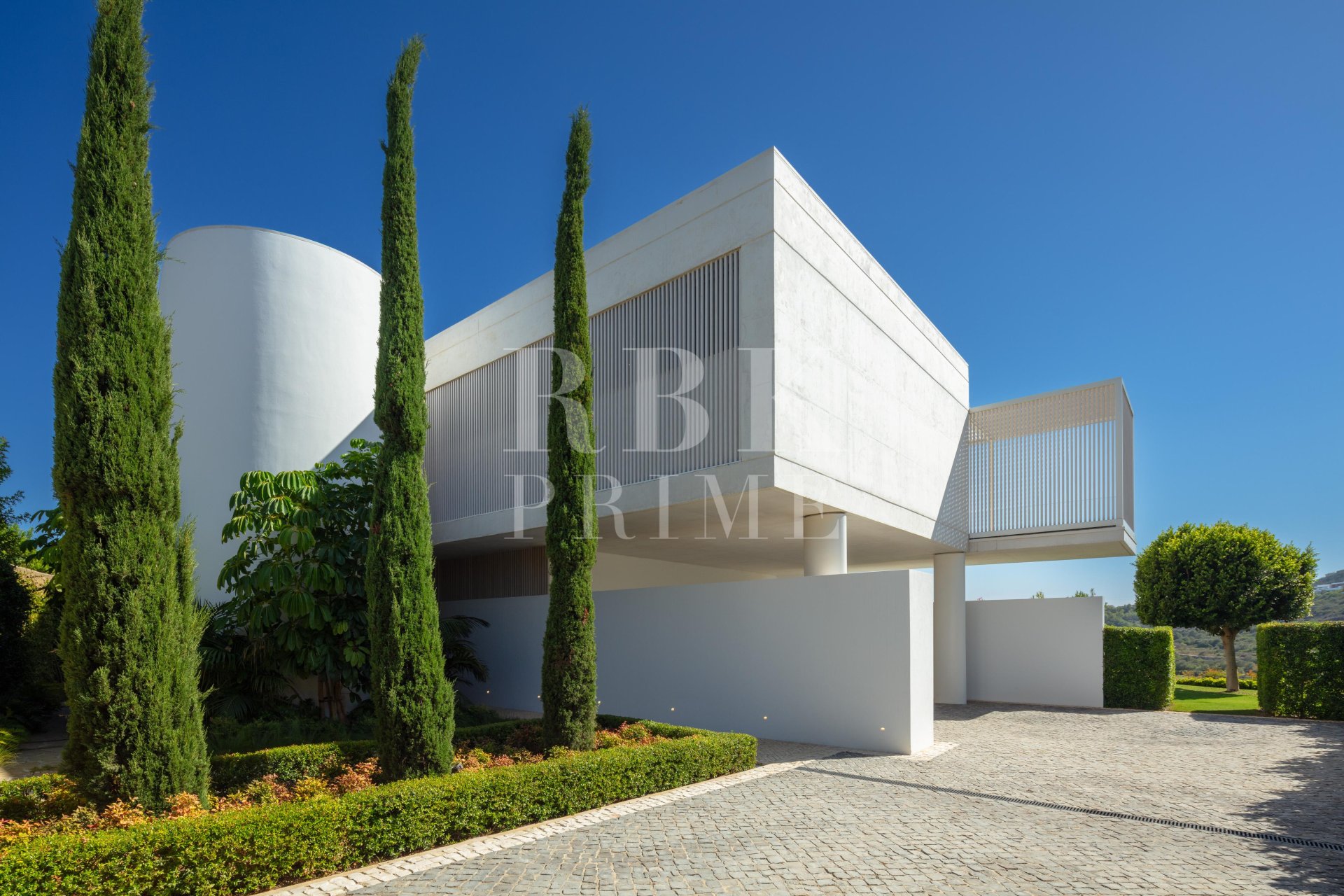 Resale - Villa -
Malaga - Casares