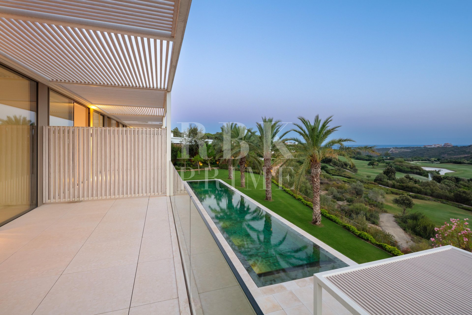 Resale - Villa -
Malaga - Casares