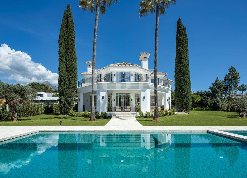 Resale - Villa -
Malaga - Málaga