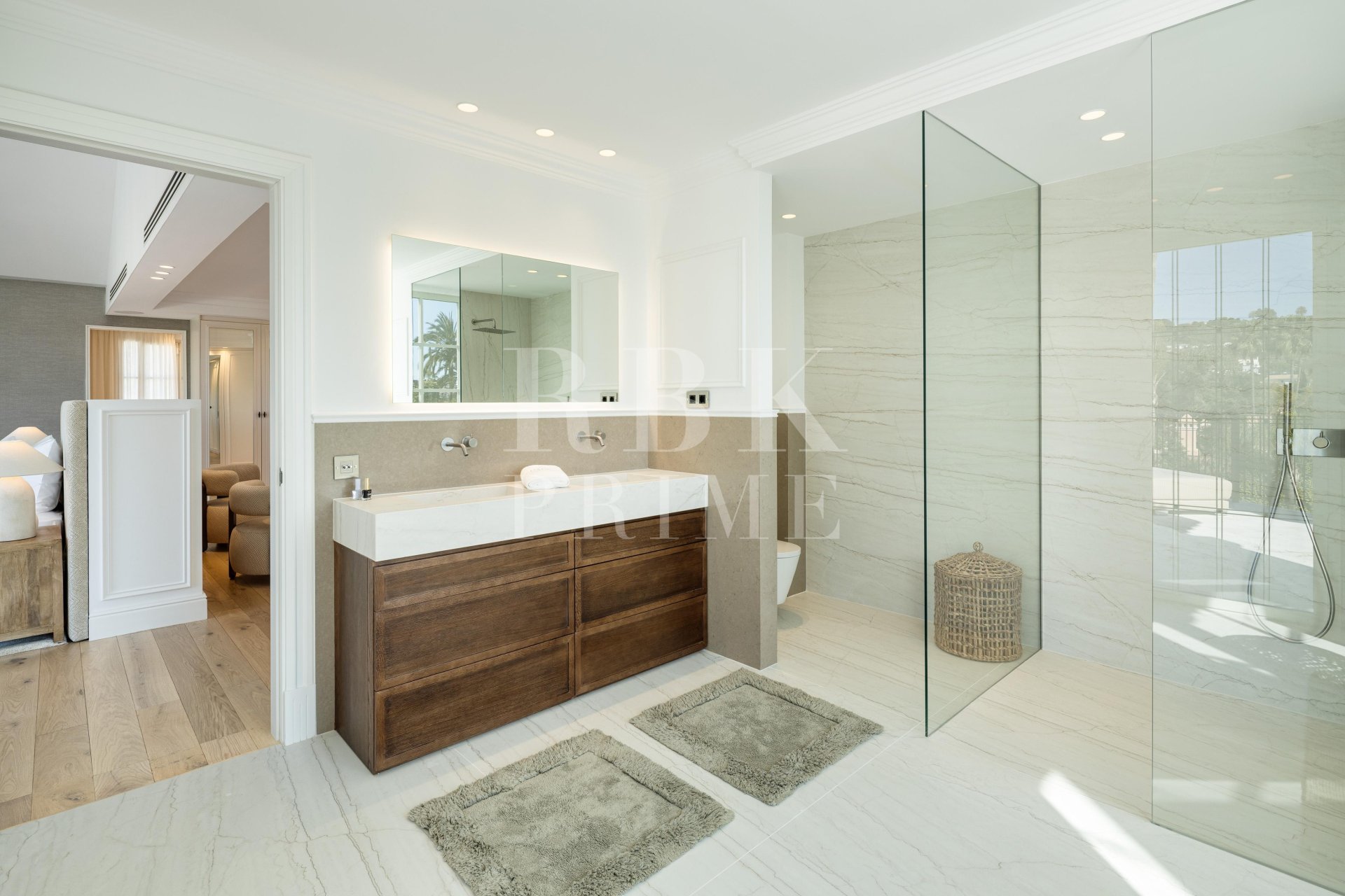Resale - Villa -
Malaga - Málaga