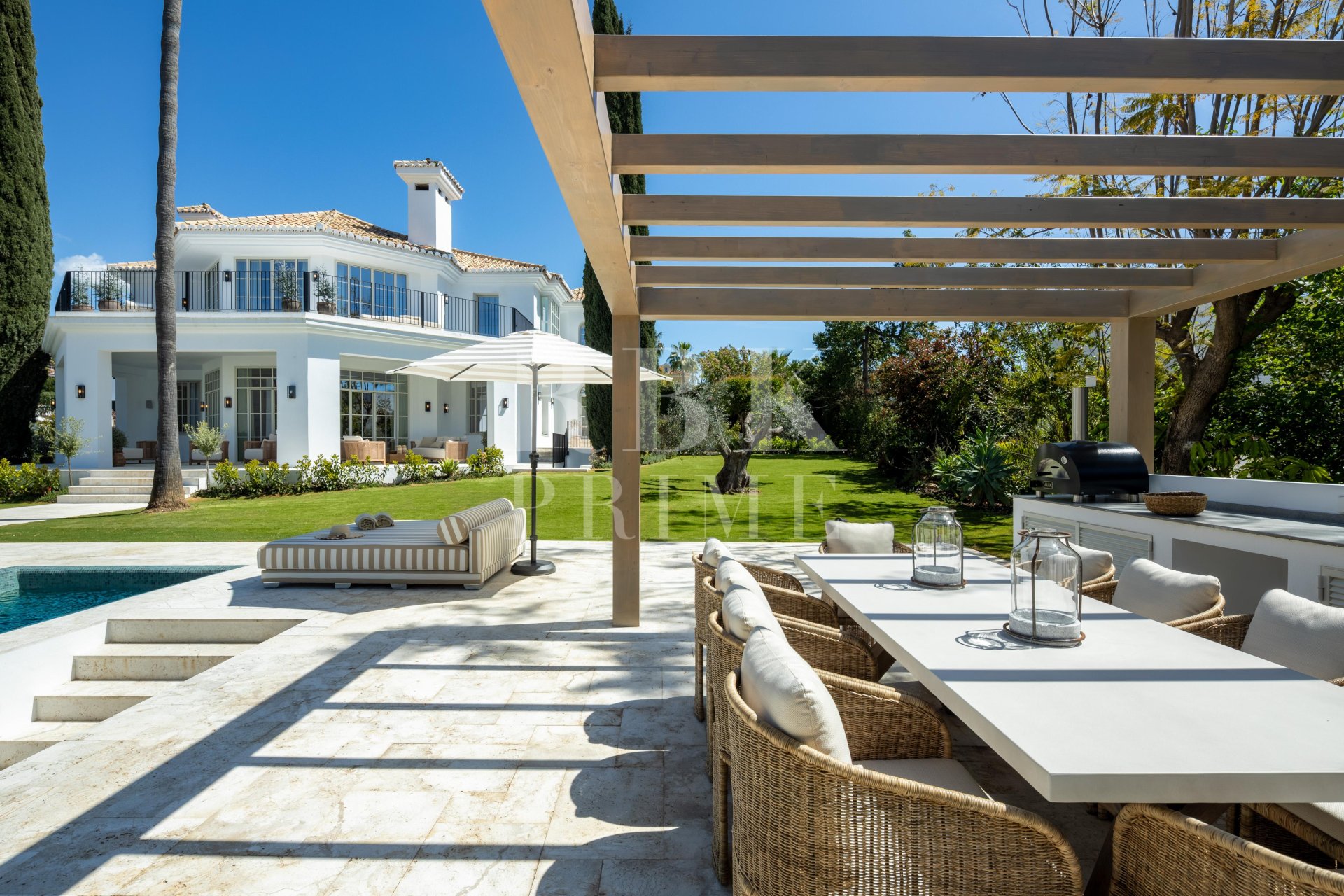 Resale - Villa -
Malaga - Málaga
