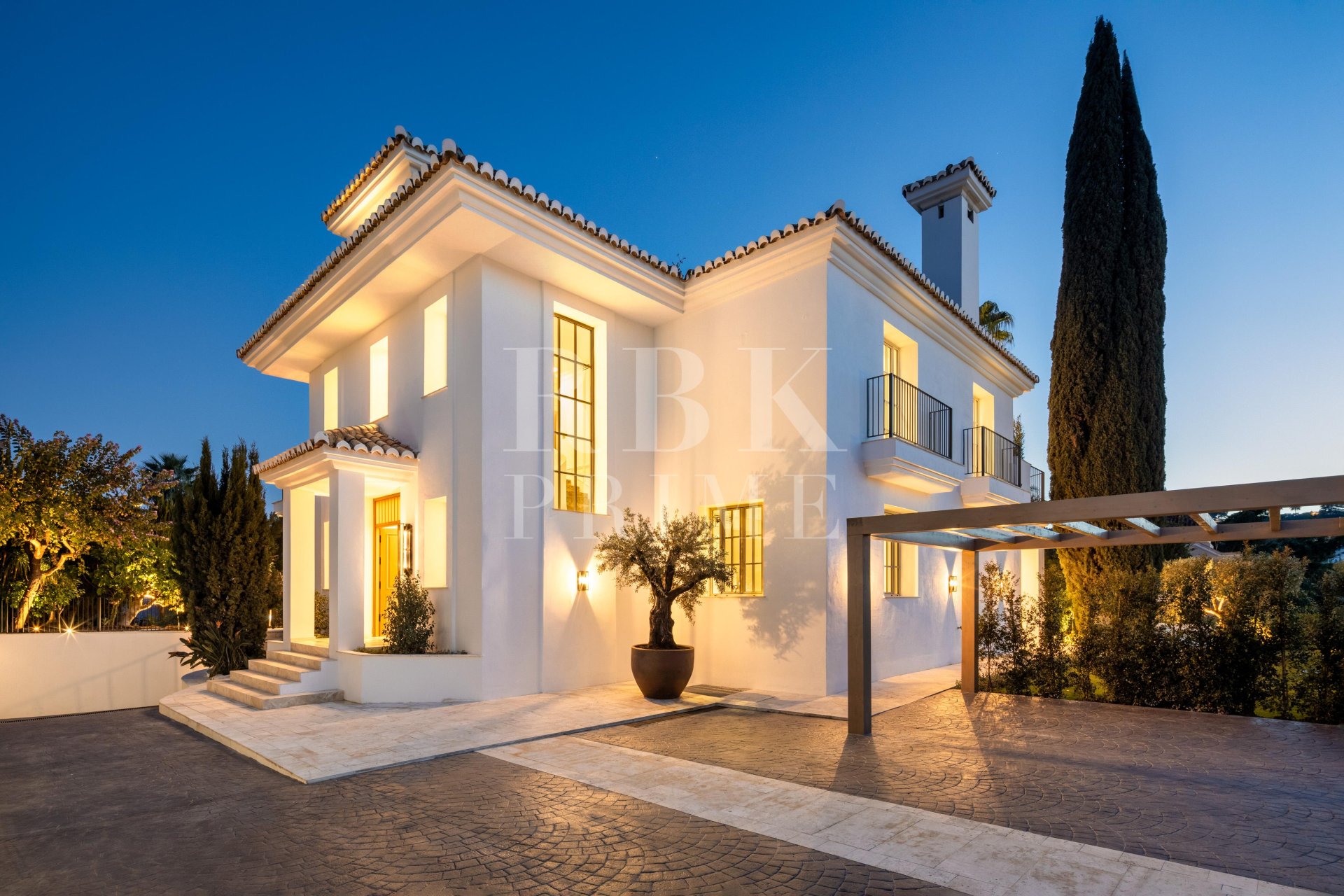 Resale - Villa -
Malaga - Málaga